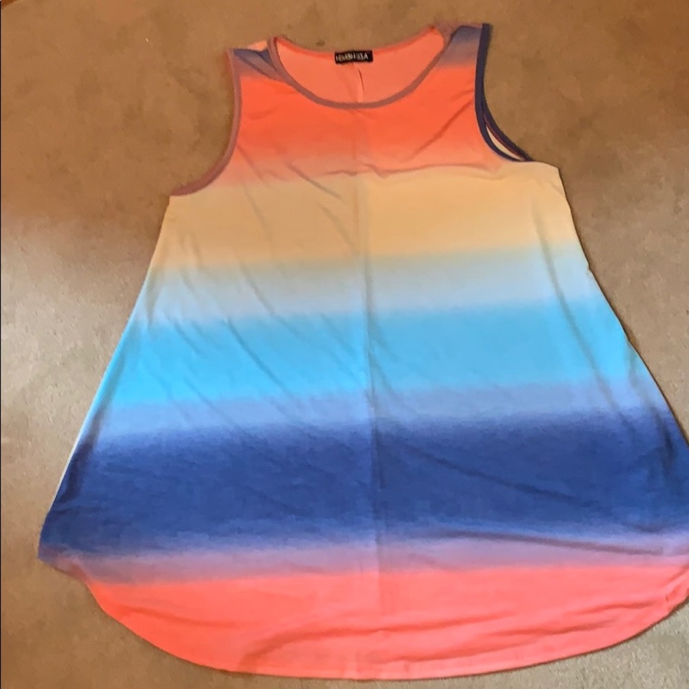 Beautiful color swing tank top NWOT